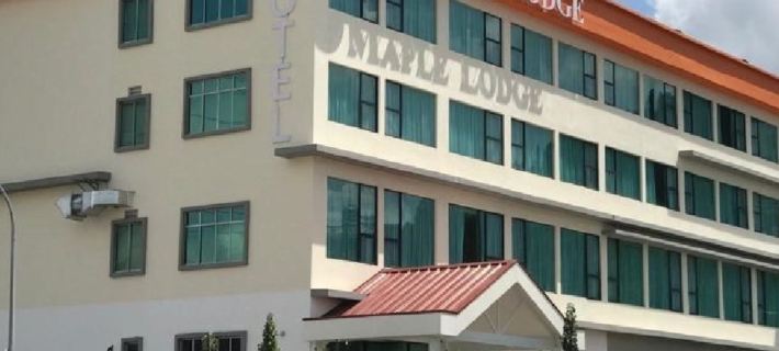 Maple Lodge Hotel di Batu Pahat