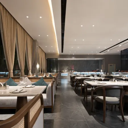 Rundi International Hotel (DanZhou Summer Plaza Gymnasium)