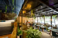Beautiful Scenery Hotel - breakfast