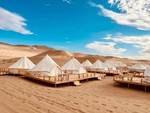 Dunhuang characteristic starry sky desert tent camping