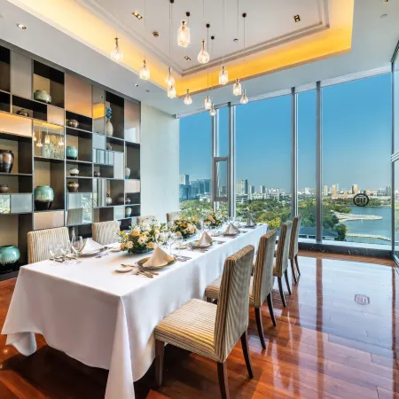 Golden Eagle Summit Hotel Yancheng (Julonghu, Baolong Plaza)