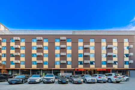 Hemei Hotel (Binyang Litang High-speed Railway Station) Отели в г. Биньян