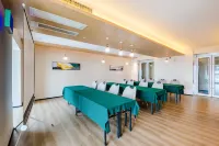 Light Zhu Hotel (Shangqiu Wanda Plaza Branch)