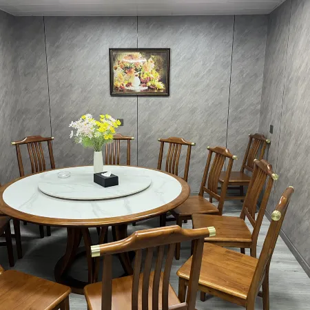 Yunqiju Hotel
