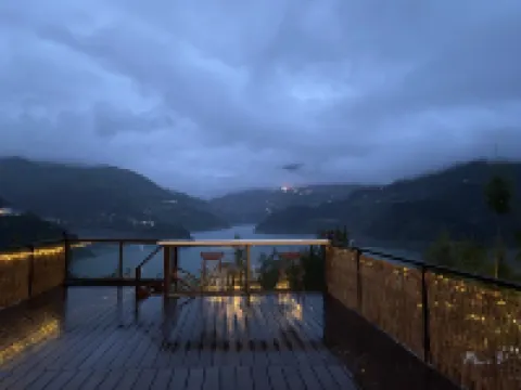 GEERDA Yunsu Hotel a Baoxing