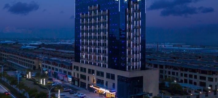 Lavande Hotel (Guixi Yingxiong Avenue Xingyuan Branch) Hotels in Guixi