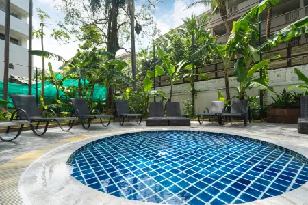 Patong Central Residence & Apartment