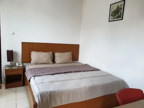 Hotel O Pondok Orange Family Hotels in Tamalate