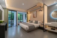Peace And Love House Hotels near Muyu Town