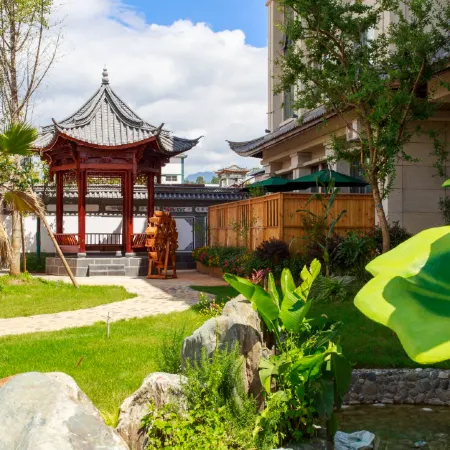 Dali Baiquanwan Hot Spring Hotel