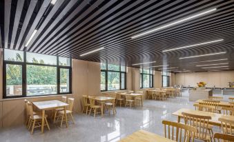 Chonpines Hotel (Baoding Xushui Railway Station Chenyang Avenue)