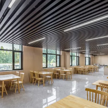 Chonpines Hotel (Baoding Xushui Railway Station Chenyang Avenue)