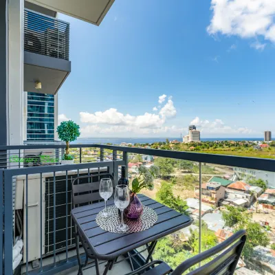 Ocean Suites at One Pacific Residence - Mactan Newtown Hotels near Freedive101