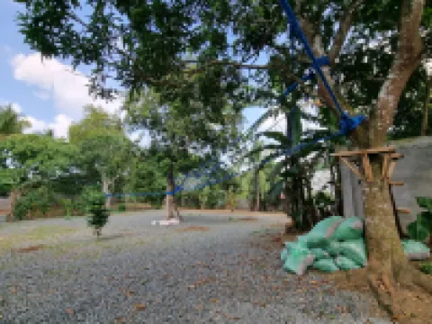 加利福尼亞微風露營地 因當酒店