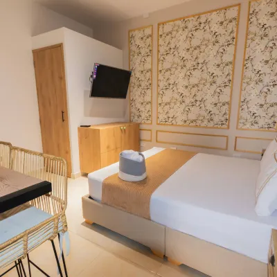 La Casona Hotel Boutique Hotels near Barefoot's Park