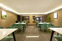 Meilan Four Seasons Hotel (Ketang Jewelry Exchange Market)