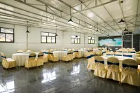 Lijin Resort Hotel (Chuanzhusi Tourist Center)