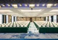Ace Residence Hotel (Hanzhong High Speed Railway Station)
