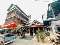 Poolhouse Hostel Hotels in 