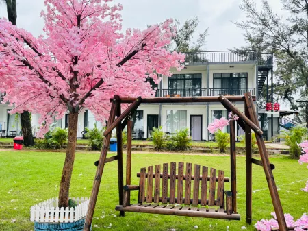 Wanwei Xiri Seaview Inn Отели рядом с достопримечательностью «Wanwei Golden Beach»