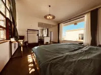 Wayne Shiangoo Hotels in Tekes