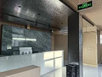 繁花棲裏ホテル 巴東のホテル