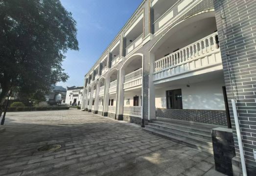 Honghao Hotel over view