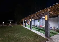 Xiangzhu Ziyuan Homestay (Yangshuo Li River Front View Balcony Branch) Hotels in Welfare Ancient Town Scenic Spot