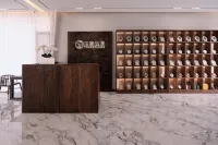 Lijiang Yu Xue Yi Jing Snow Mountain View Resort Hotel