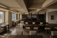 Meili JiangLu Hotels in Deqin