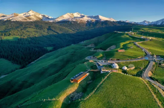 Joan Kushtai Tingyu Villa