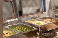 Vienna Hotel (Longli County High-speed Rail North Station) Hotels in Longli