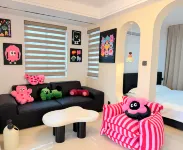 Qiyue's Homestay (Anhui Information Engineering College Xinwu Campus Wuhu County No.1 High School)