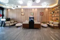 億達明珠酒店（漢賓公園萬容廣場店）