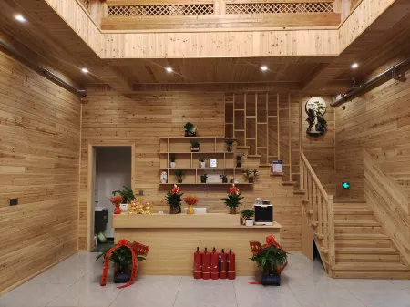 Tangpanju Homestay (Dali Dongzhai)