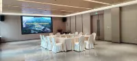 Hezhou Bamboo Hidden Hot Spring Resort - Mountain view