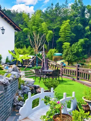 Shaoshan Love Shaoshan Talk · Mountain Scenery Courtyard Resort Garden B&B Hotels in Shaoshan