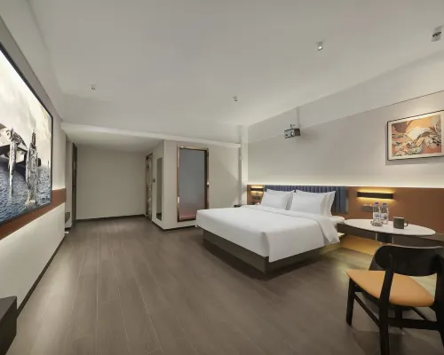 Huaxuan Select Hotel (Chengwu Building Materials City Shop) Hotels in Chengwu