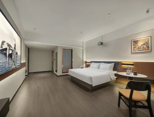 Huaxuan Select Hotel (Chengwu Building Materials City Shop)