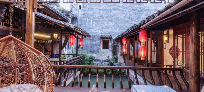 松鶴堂·徽式休閒リゾート中国式旅館（宏村観光地） 黟県のホテル