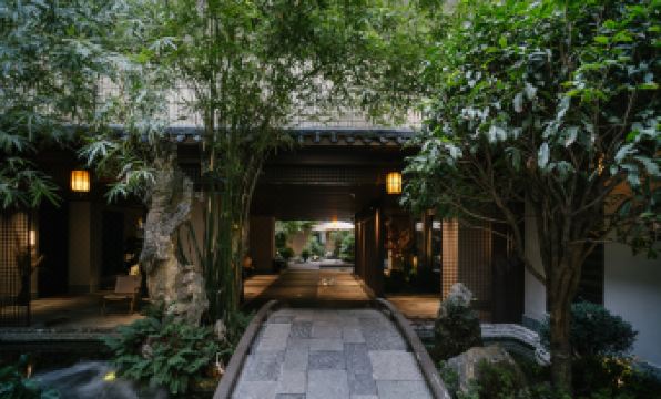 Yiqianlingyiye Courtyard-Style Hotel (Shaoxing Shusheng Guli Cangqiao Old Street)