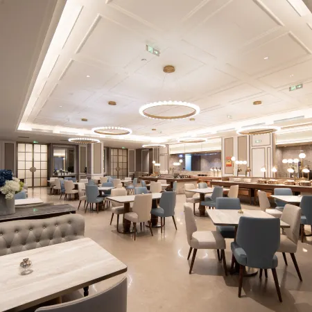 Luoyang Nanchang Road  Mercure Hotel