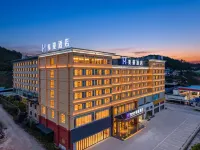 Chuxiong Mehood Hotel - parking