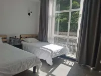 Xinglong Chenyun Xiyin Hotel Hotels near Tianzi Mountain
