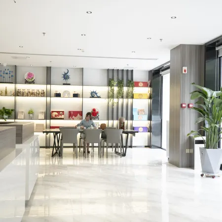 Luoyang 24h qixijia Hotel