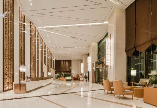 5. 금매 서밋 호텔..