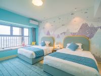 丽途度假公寓(广州融创文旅城店) - 冰雪企鹅主题双床房