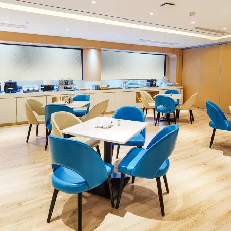 Magnotel Hotel (Anxi Tea Capital Baolong Plaza)