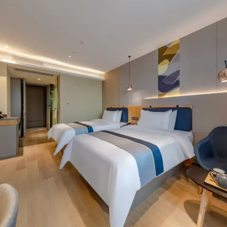 Homeinn Selected Hotel (Danyang Railway Station Yunyang Bridge)