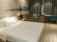 汉庭酒店(滁州定远百货大楼店) - 零压高级大床房